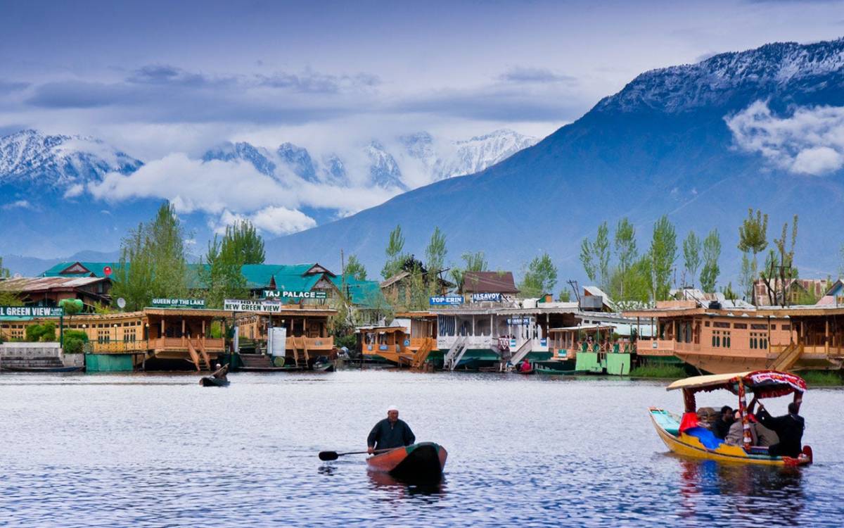 Kashmir Paradise tour package